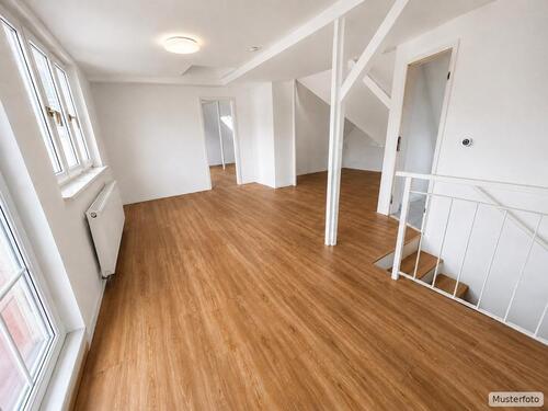 Foto - Renovierte 2-Zimmer-Dachgeschosswohnung mit Balkon - beste Innenstadtlage