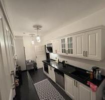 Vollständig sanierte 3-Zimmer-Wohnung mit Design-Einbauküche - Berlin Spandau