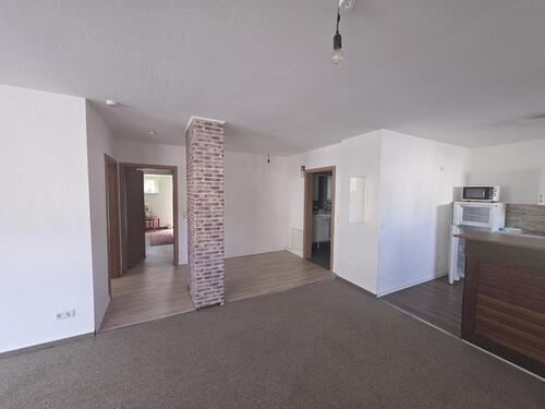 Foto - Dillingen: Erdgeschoss-Wohnung mit 2 Zimmern, Küche (auf Wunsch mit EBK) und Bad