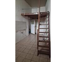 Vielseitige Nutzfläche –beheizt, gefliest, Bad (Wohnung nebenan) - Hanau Lamboy