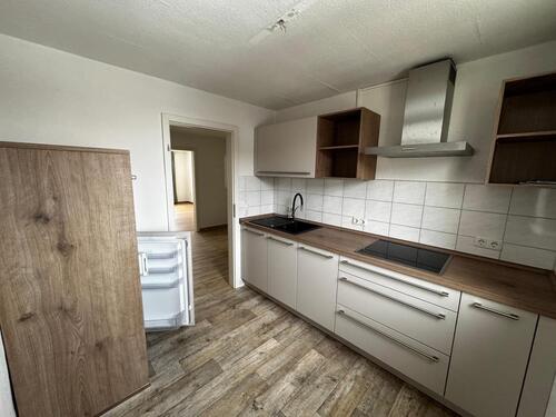 Foto - 3 Zimmer Dachgeschosswohnung - 450,00&nbsp;EUR Kaltmiete, ca.&nbsp; 72,00&nbsp;m&sup2;