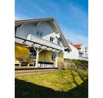 Großzügiges Einfamilienhaus mit Gewerbeoption, und Whirlpool - Leiblfing