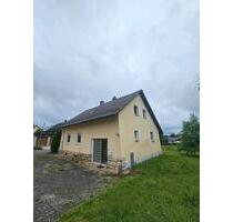 Renovierungsbedürftiges Einfamilienhaus - Ebermannsdorf