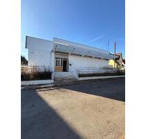 Gewerbelager - Halle & Produktion 800 m² in VoigtstedtArtern – teilbar, Laderampe, 4 Carports, Starkstrom