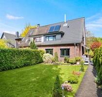 DHH in RahlstedtMeiendorf, saniert & modern! - Stapelfeld