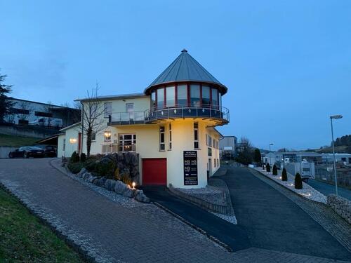 Foto - Vermiete Halle mit Büro in 35685 Dillenburg