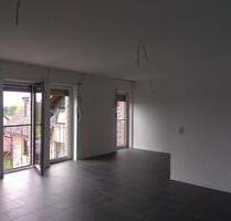 Wohnung * Dachgeschoss * 87 qm - 835,00&nbsp;EUR Kaltmiete, ca.&nbsp; 87,00&nbsp;m&sup2; in Hennef (Sieg) (PLZ: 53773)