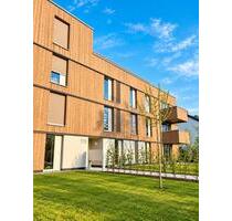 Schöne Wohnung mit 2 Bädern und großem Garten - Ludwigsburg Hoheneck