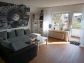 Foto - Schöne große Oberwohnung in Süd-Westlage mit Balkon und Garage