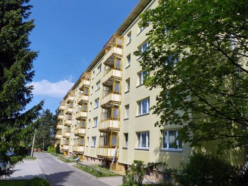 Foto - Sanierte 3-Raum-Wohnung in Klinikumsnähe