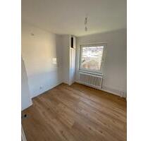 Wunderschöne sanierte 2 Zimmer Wohnung. - Kiel Ellerbek