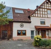 Bauernhaus mit eigener PV- Anlage in Kreßberg-Bergbronn