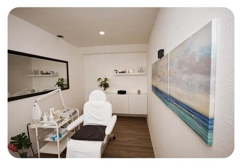 Foto - Kosmetikstudio vermietet Raum für Beautys