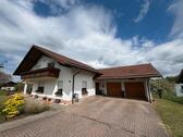 Foto - Großzügiges Einfamilienhaus mit Grundstück in idyllischer Lage