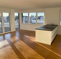 sehr moderne und lichtdurchflutete Wohnung in Müllheim