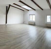 * Steinstraße 6 * Kurze Wege zu Einkauf und Kultur * 1 großer Raum, EBK, Tageslichtbad m. Dusche - Schwerin