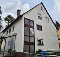 Schöne DG-Wohnung, 76m2 mit Balkon in 3 Familienhaus zu vermieten - Pfungstadt