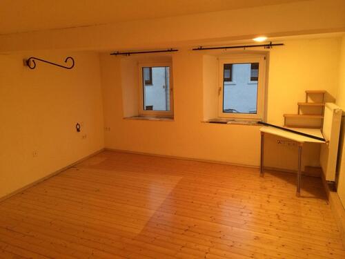 Foto - 5 Zimmer Etagenwohnung zur Miete in Pfeffelbach