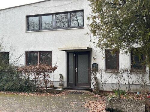 Foto - Wohn-Bürohaus in Pleinfeld - 1.400,00&nbsp;EUR Kaltmiete, ca.&nbsp; 200,00&nbsp;m&sup2;