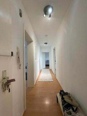 Foto - freies WG-Zimmer für Studenten - 478,00&nbsp;EUR Kaltmiete, ca.&nbsp; 75,00&nbsp;m&sup2;