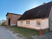 Foto - Einfamilienhaus mit Scheune, Nebengebäuden u. Garten zu verkaufen