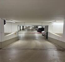 Motorrad Stellplätze in Tiefgarage - Berlin Mitte