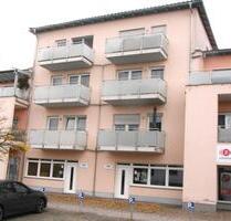 Praxis-Büroräume in zentraler Lage inkl. 4 KFZ-Stellplätze - Altdorf