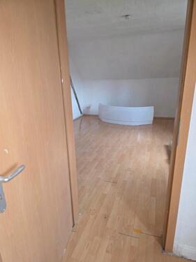 Foto - 5 Zimmer Dachgeschoßwohnung zur Miete in Ottweiler