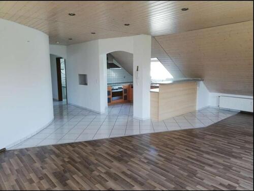 Foto - Vermietung einer wunderschönen 3,5 Raum Dachgeschosswohnung