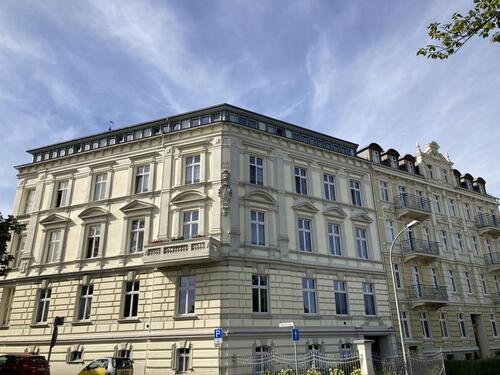 Foto - Sonnige, barrierefreie 2-Zimmer-Seniorenwohnung mit Designer-Einbauküche!