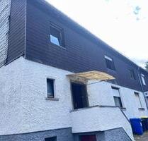 Charmante 3-Zimmer-Wohnung (90 m²) - Steinebach/Sieg