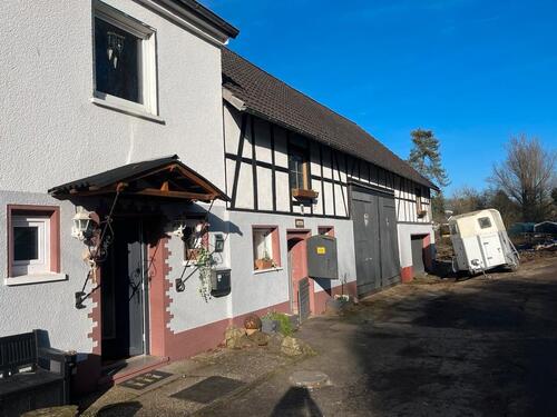 Foto - Bauernhaus mit viel Platz - 199.000,00&nbsp;EUR Kaufpreis, ca.&nbsp; 120,00&nbsp;m&sup2;