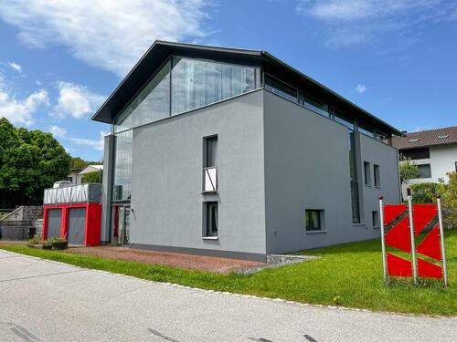 Foto - Extravagantes EFH mit Design-Einbauküche und 3 Bädern
