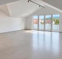 Perfekt angebunden & neuwerig: 4 Zimmer, Fußbodenheizung & EBK - Hösbach