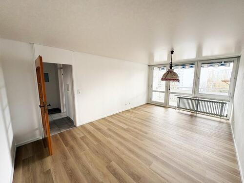 Foto - Helle 2,5 Zimmer Wohnung in Perlach mit Balkon, TG und Aufzug