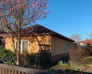 Einfamilienhaus + Gartenbungalow in bester Lage - Magdeburg Diesdorf