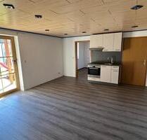 Kleine Single Wohnung 1,5 Raum mit Terasse - Marktschorgast