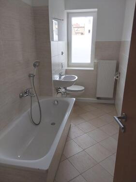 Foto - 3 Zimmer mit Balkon und toller Lage kombiniert