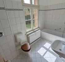 Großzügige 3-Zimmer Wohnung im Erdgeschoss mit Stellplatz - Neustrelitz