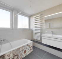 2-Zimmer-Dachgeschosswohnung mit Einbauküche, Balkon und Blick ins Grüne - Bayreuth Altstadt