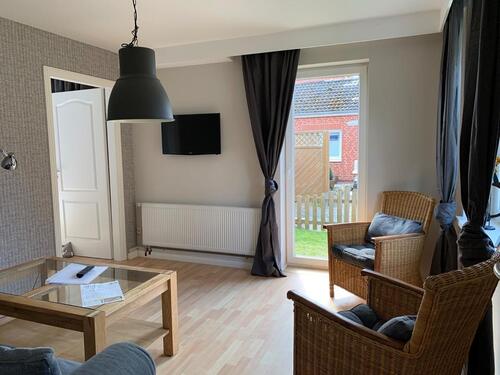 Foto - Möblierte Wohnung im EG mit Gartenanteil - befristet