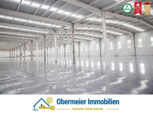 Foto - Helle und flexible Hallenfläche – ideal für Logistik & Produktion