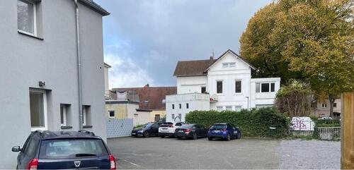 Foto - Sicher Parken in bester City-Lage von Delmenhorst – nur 60 € im Monat!