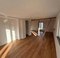 Erstbezug nach Kernsanierung - 1.300,00&nbsp;EUR Kaltmiete, ca.&nbsp; 60,00&nbsp;m&sup2; in Fellbach (PLZ: 70736) Oeffingen