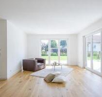 Neubau - freundliche 4-Zimmer-Wohnung mit großem Balkon - Augsburg Haunstetten-Siebenbrunn