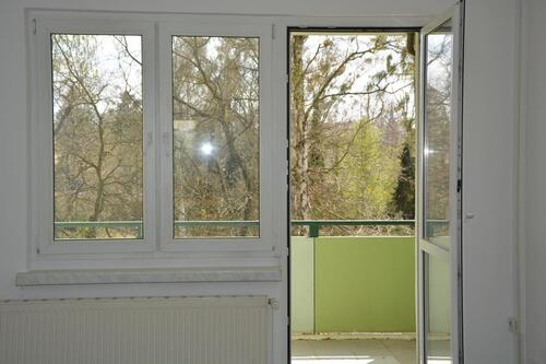Foto - Frisch sanierte 3 Raum Wohnung mit Balkon und Einbauküche