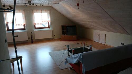 Foto - Dachgeschoßwohnung in Zeil am Main zur Miete