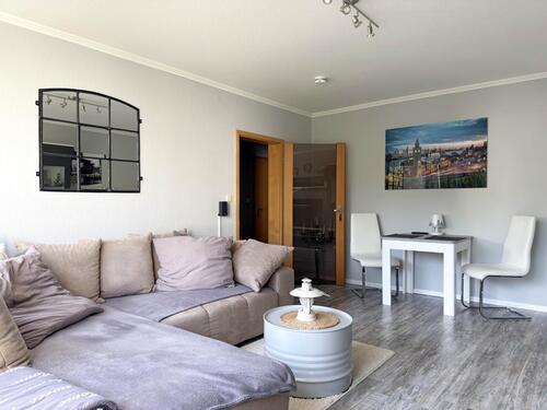 Foto - Moderne und helle 2-Zimmer Wohnung mit Balkon