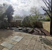 Frisch saniert: Großzügige 7-Zimmer-Wohnung mit Privatgarten - Hilden