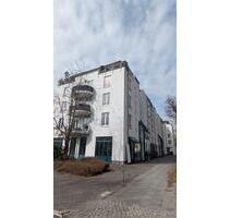 Vermietete 2-Zimmer-Wohnung + TG-Stellplatz in Berlin-Weissensee